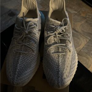 Adidas Men's White and Gray Sneakers